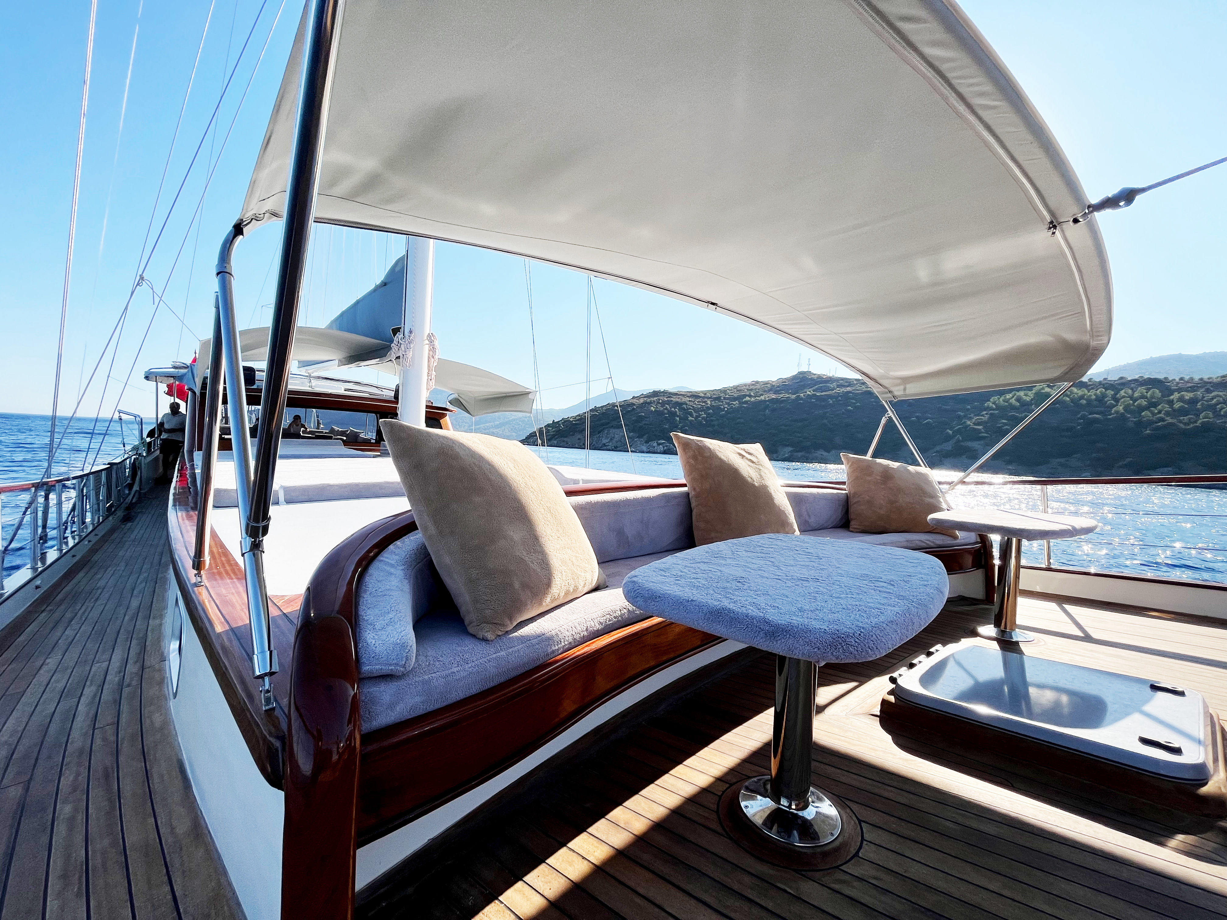 Everday Holiday Yachting